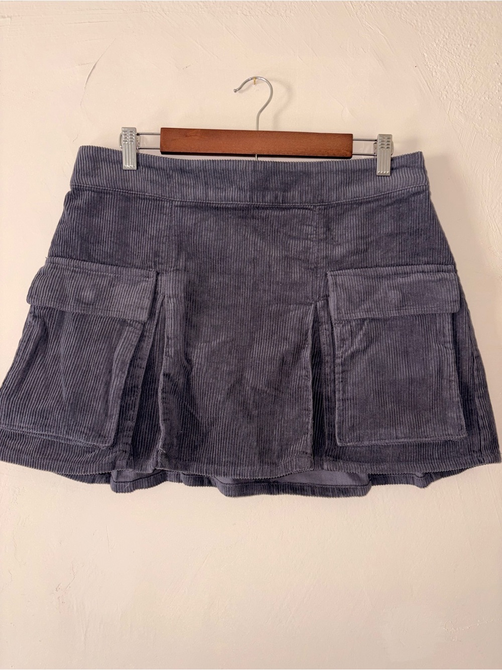 Wild Fable grey corduroy mini skirt M